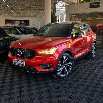 VOLVO XC40 1.5 T5 RECHARGE R-DESIGN GEARTRONIC